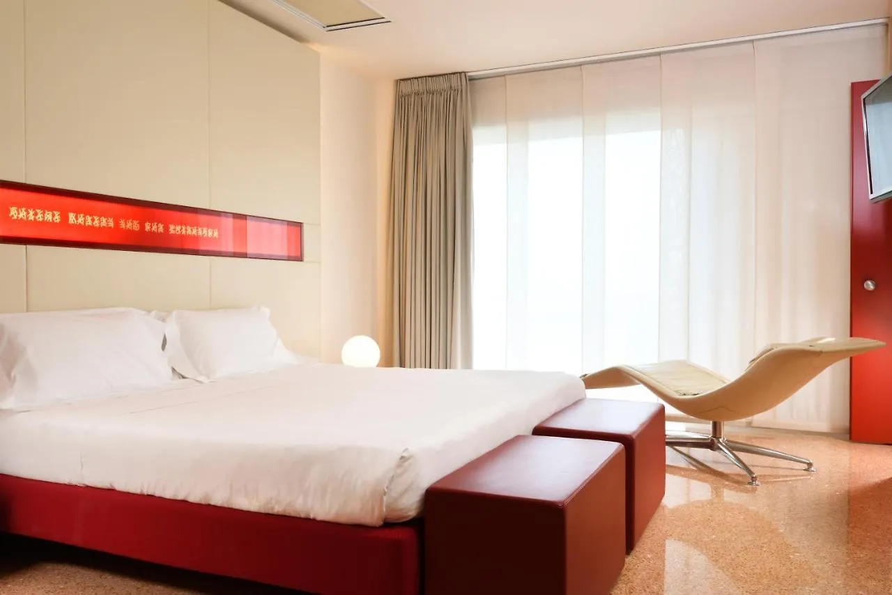 Una Hotels Bologna Centro 4*,  Ιταλία