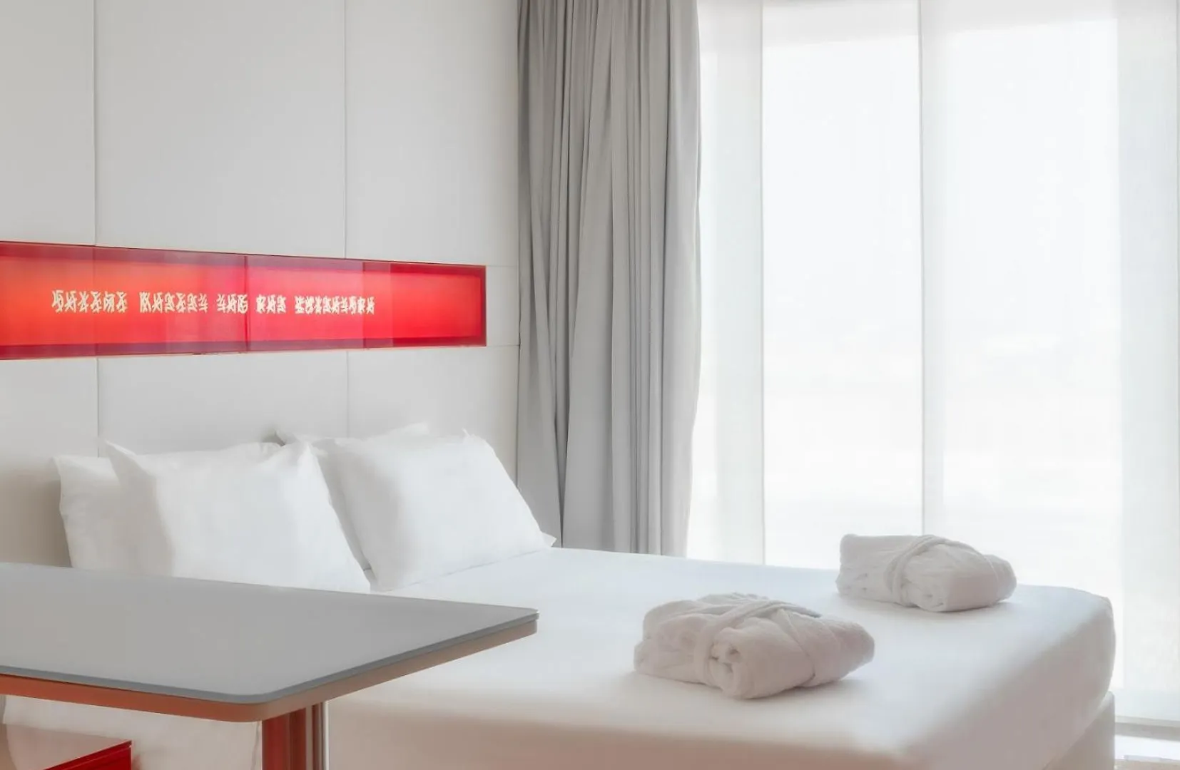 Una Hotels Bologna Centro 4*,  Italy