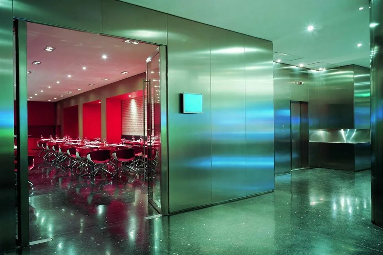 Una Hotels Bologna Centro 4*,