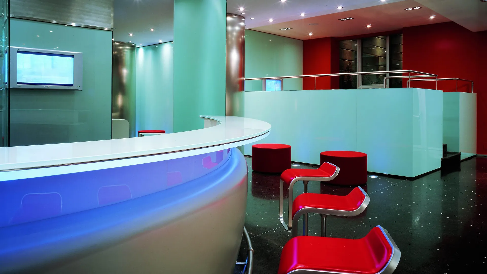 Una Hotels Bologna Centro 4*,